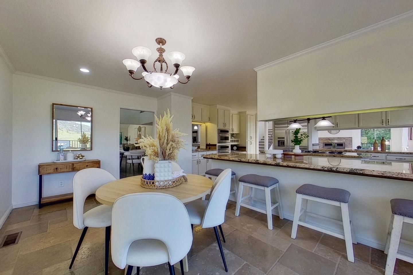 Detail Gallery Image 16 of 99 For 17112 Shady Lane Dr, Morgan Hill,  CA 95037 - 5 Beds | 4/1 Baths