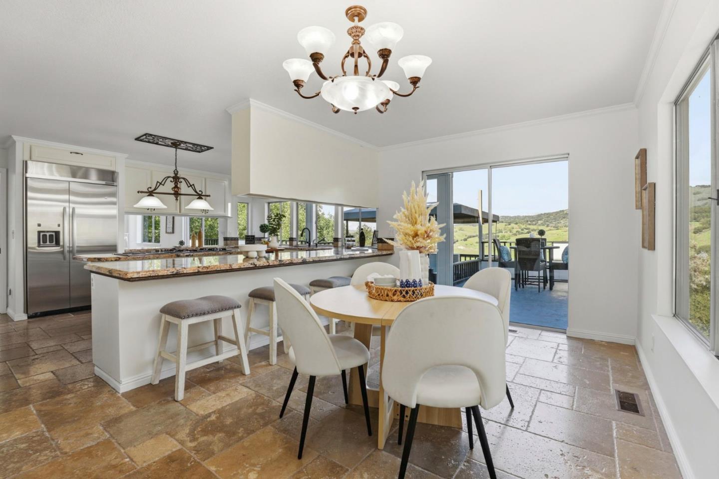 Detail Gallery Image 17 of 99 For 17112 Shady Lane Dr, Morgan Hill,  CA 95037 - 5 Beds | 4/1 Baths