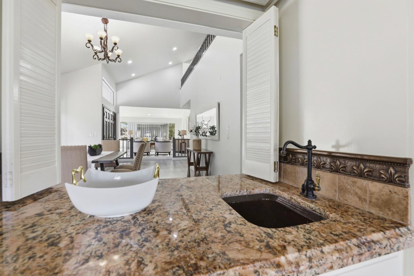 Detail Gallery Image 21 of 99 For 17112 Shady Lane Dr, Morgan Hill,  CA 95037 - 5 Beds | 4/1 Baths