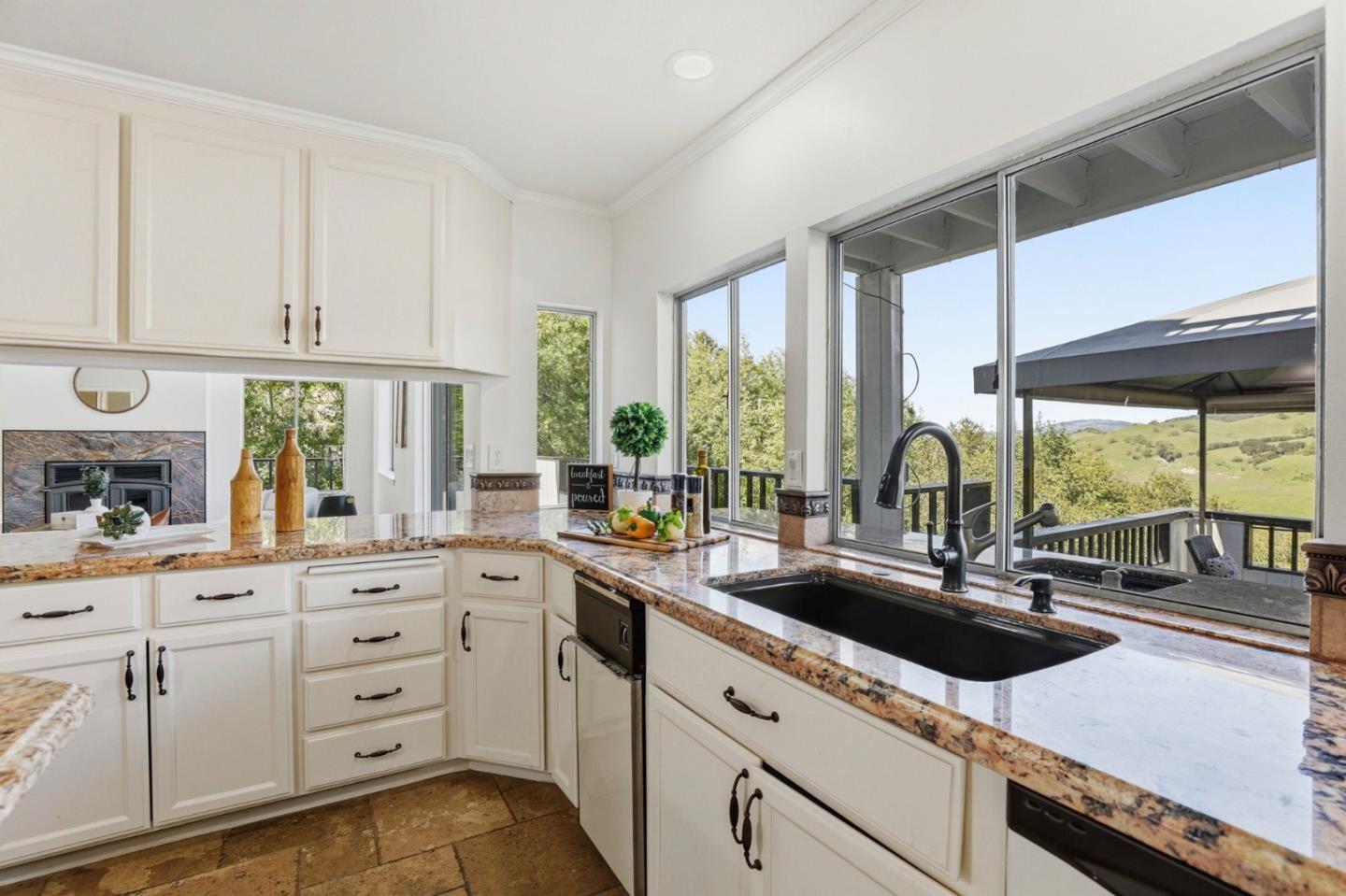 Detail Gallery Image 22 of 99 For 17112 Shady Lane Dr, Morgan Hill,  CA 95037 - 5 Beds | 4/1 Baths