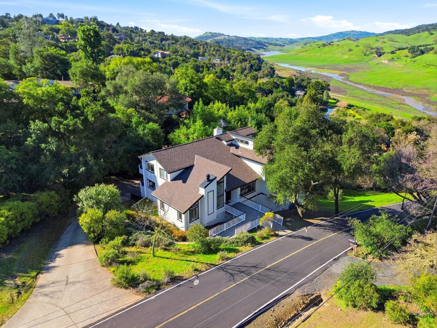 Detail Gallery Image 88 of 99 For 17112 Shady Lane Dr, Morgan Hill,  CA 95037 - 5 Beds | 4/1 Baths