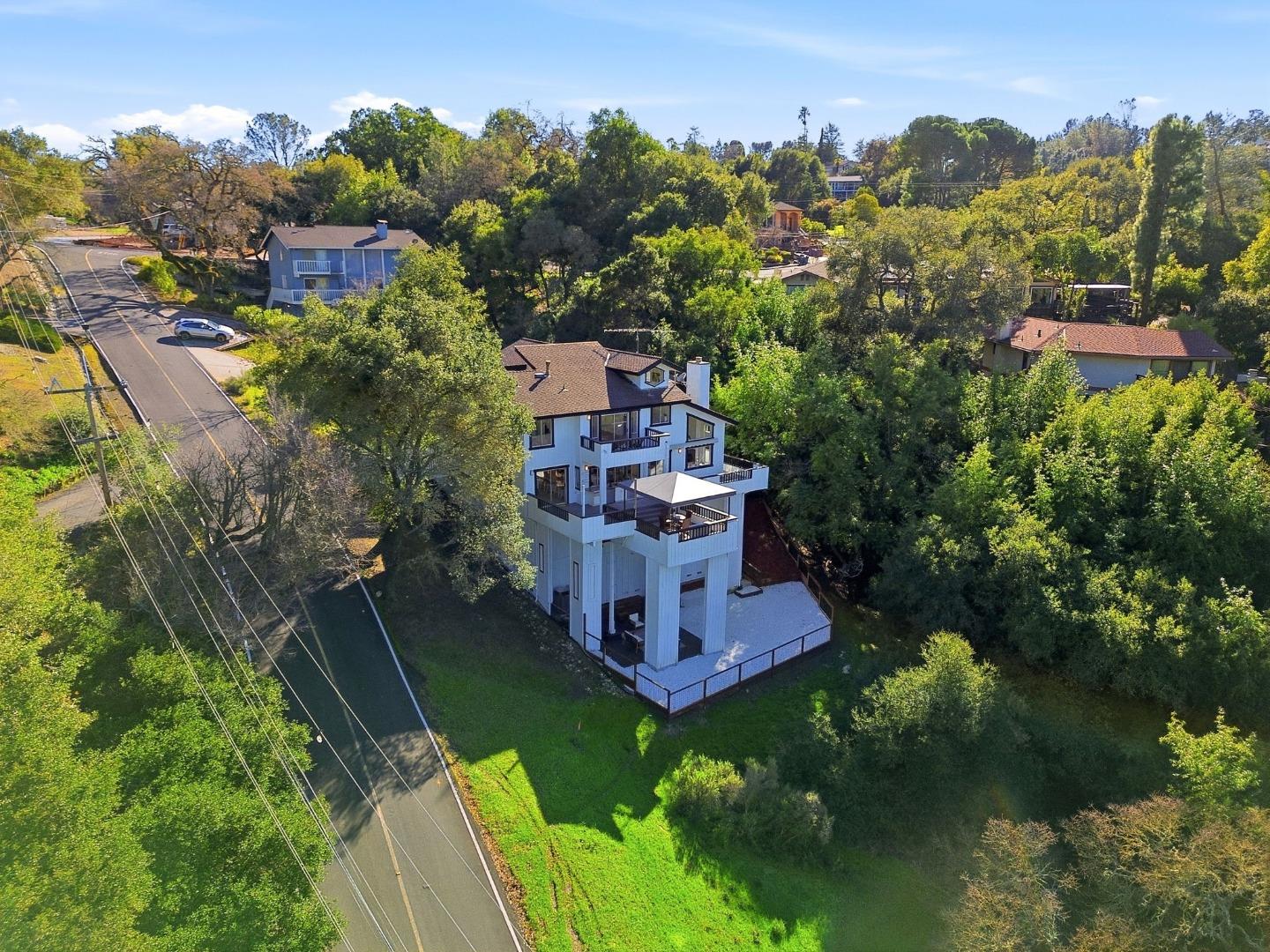 Detail Gallery Image 91 of 99 For 17112 Shady Lane Dr, Morgan Hill,  CA 95037 - 5 Beds | 4/1 Baths