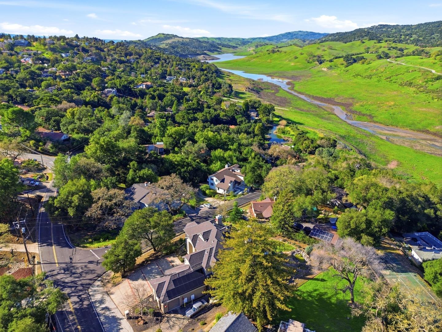 Detail Gallery Image 93 of 99 For 17112 Shady Lane Dr, Morgan Hill,  CA 95037 - 5 Beds | 4/1 Baths