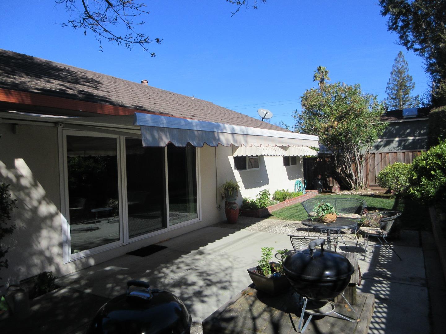 Detail Gallery Image 14 of 15 For 172 Maricopa Dr, Los Gatos,  CA 95032 - 4 Beds | 2 Baths