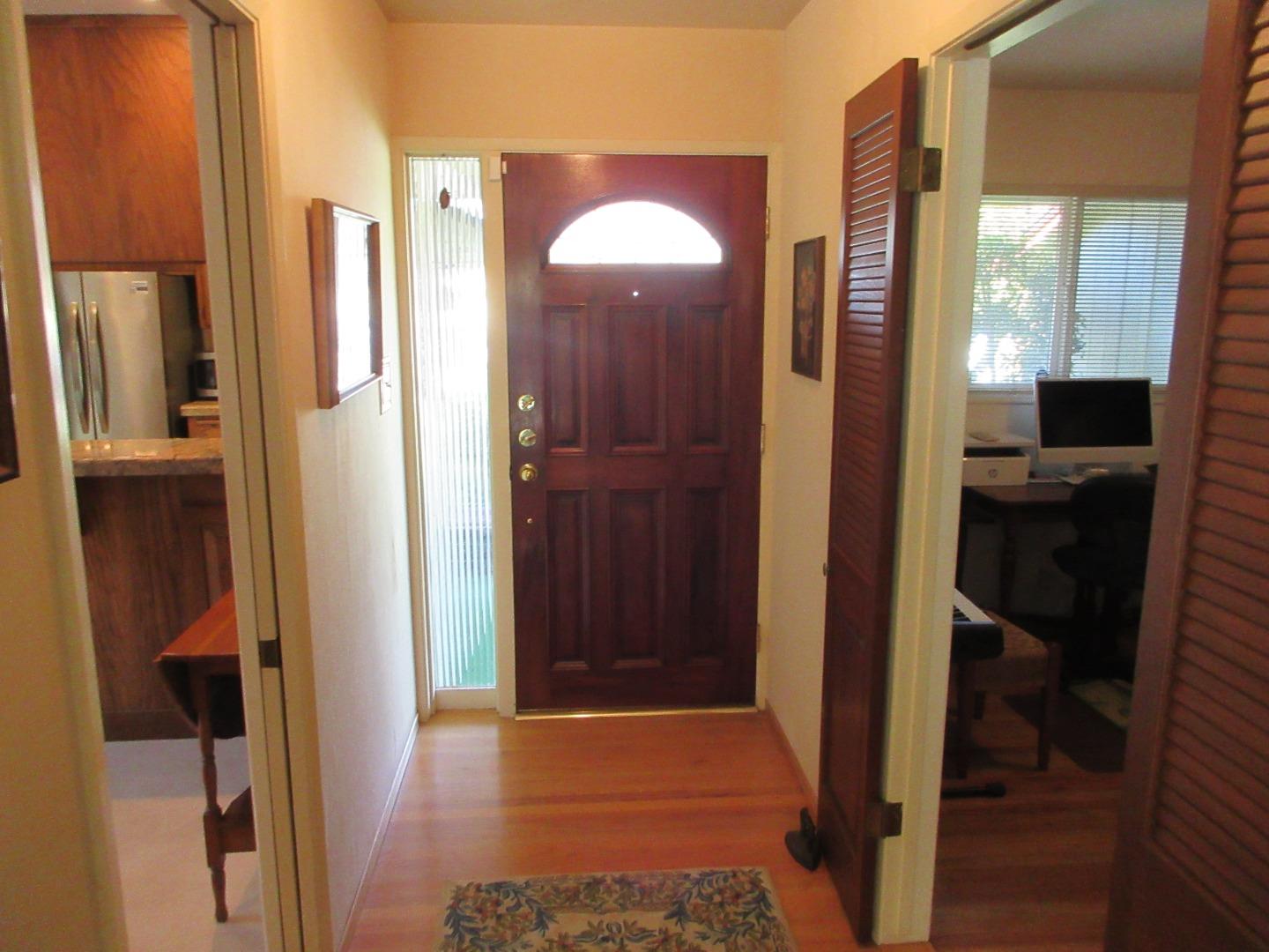 Detail Gallery Image 3 of 15 For 172 Maricopa Dr, Los Gatos,  CA 95032 - 4 Beds | 2 Baths