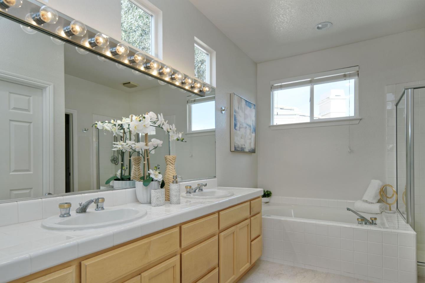 Detail Gallery Image 26 of 65 For 5805 Chambertin Dr, San Jose,  CA 95118 - 3 Beds | 2/1 Baths