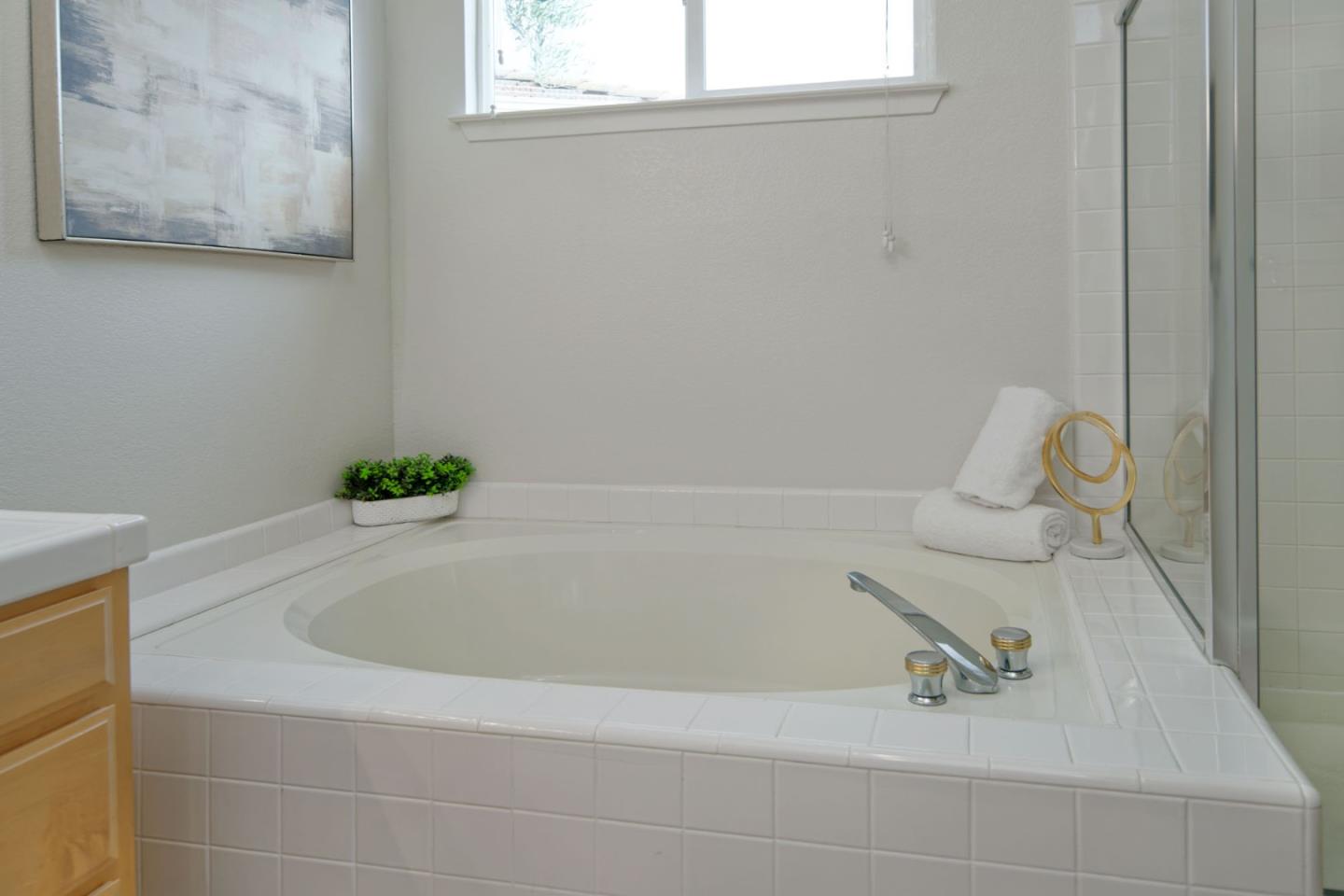 Detail Gallery Image 30 of 65 For 5805 Chambertin Dr, San Jose,  CA 95118 - 3 Beds | 2/1 Baths