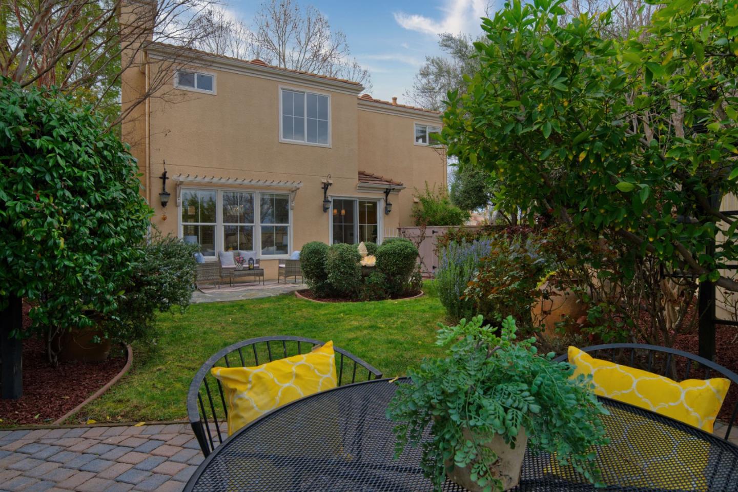 Detail Gallery Image 45 of 65 For 5805 Chambertin Dr, San Jose,  CA 95118 - 3 Beds | 2/1 Baths