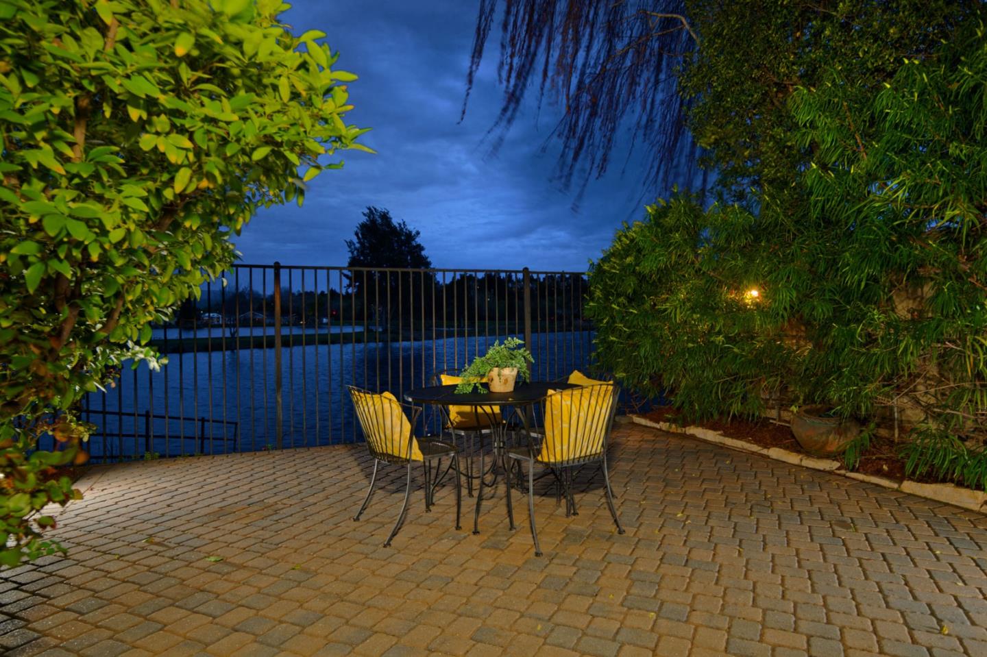 Detail Gallery Image 49 of 65 For 5805 Chambertin Dr, San Jose,  CA 95118 - 3 Beds | 2/1 Baths