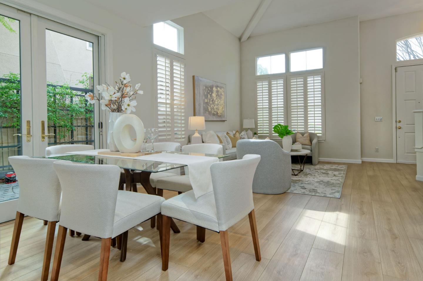 Detail Gallery Image 9 of 65 For 5805 Chambertin Dr, San Jose,  CA 95118 - 3 Beds | 2/1 Baths