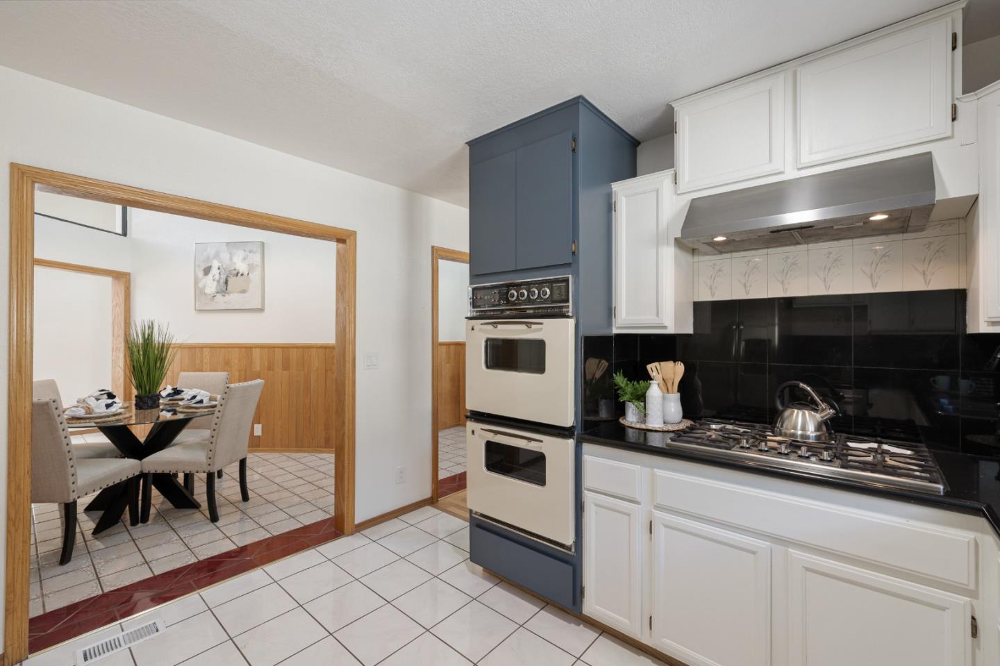 Detail Gallery Image 12 of 25 For 563 N 21st St, San Jose,  CA 95112 - 3 Beds | 2/1 Baths