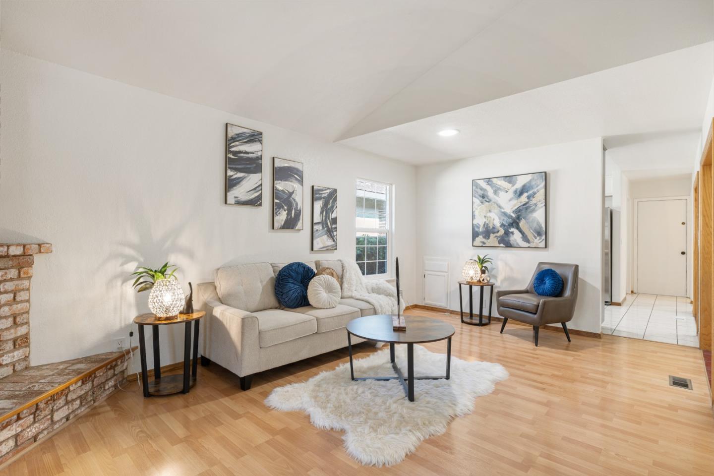 Detail Gallery Image 9 of 25 For 563 N 21st St, San Jose,  CA 95112 - 3 Beds | 2/1 Baths