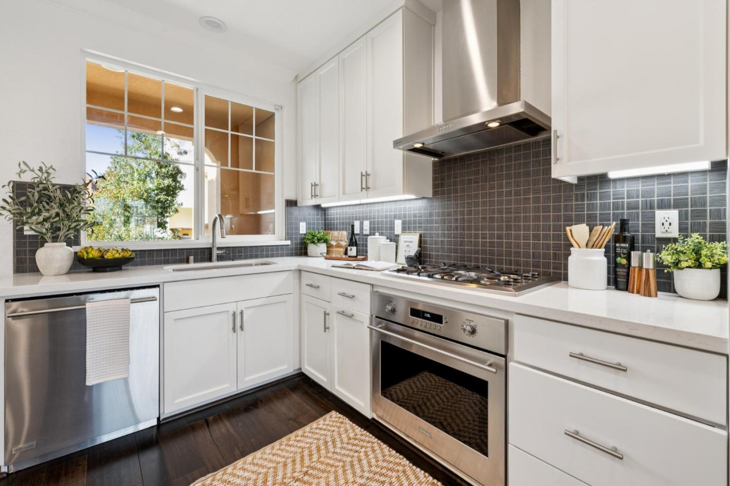 Photo #12: ML82036598 Listing: Photo #12