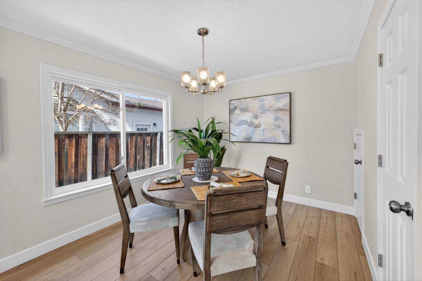 Detail Gallery Image 7 of 33 For 632 Lanfair Dr, San Jose,  CA 95136 - 5 Beds | 3 Baths