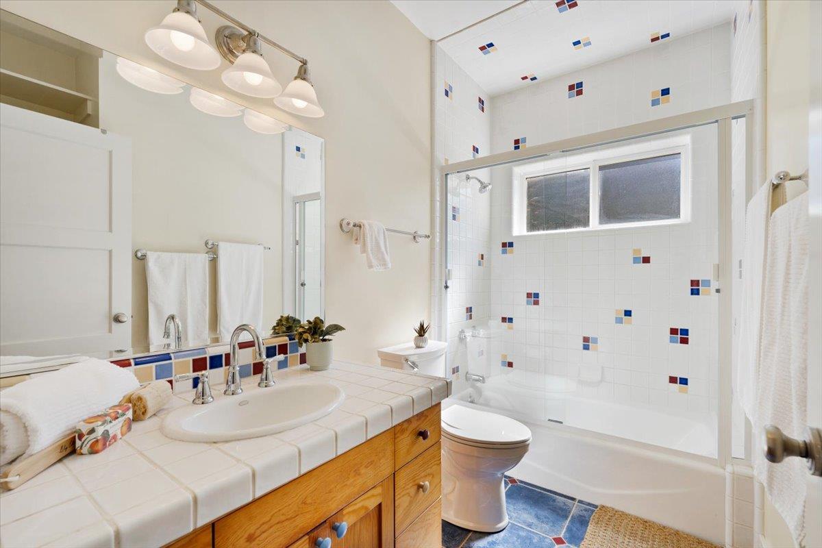 18101 Idylwild Road, Los Gatos, CA, 95033