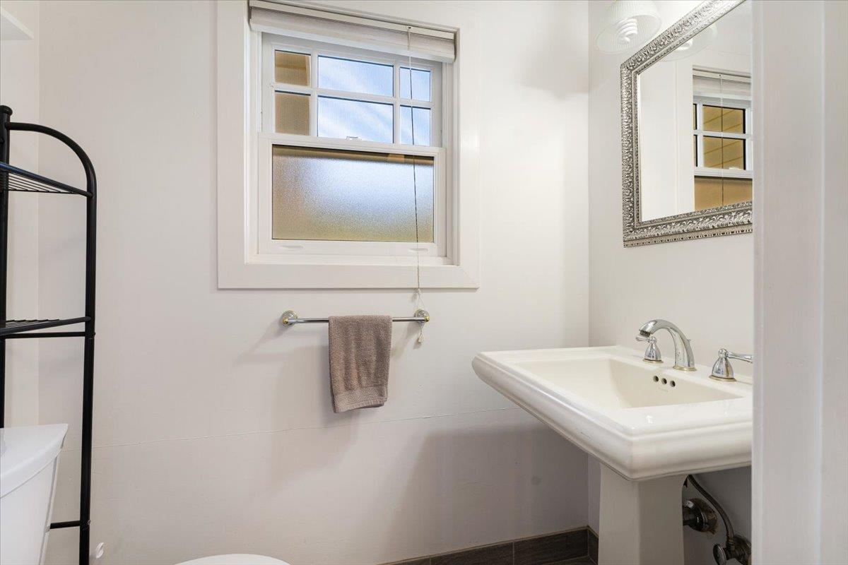 18101 Idylwild Road, Los Gatos, CA, 95033