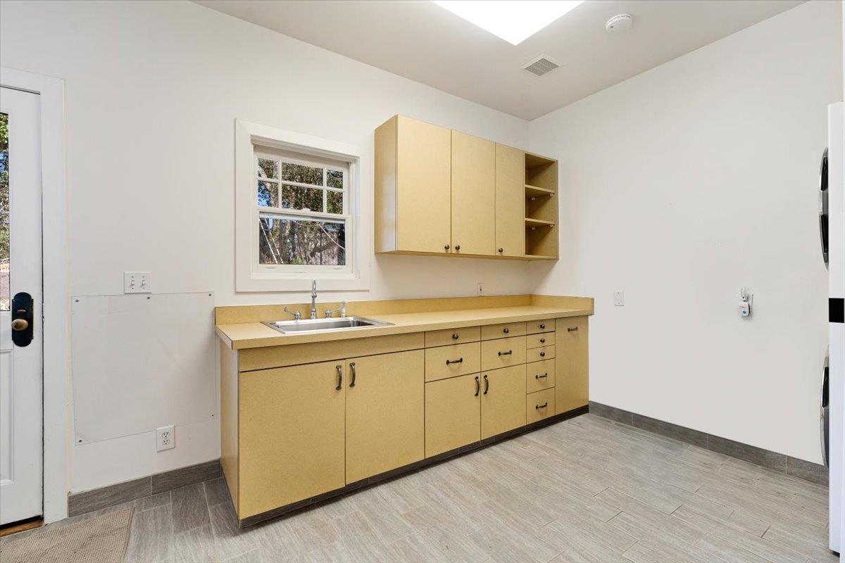 18101 Idylwild Road, Los Gatos, CA, 95033