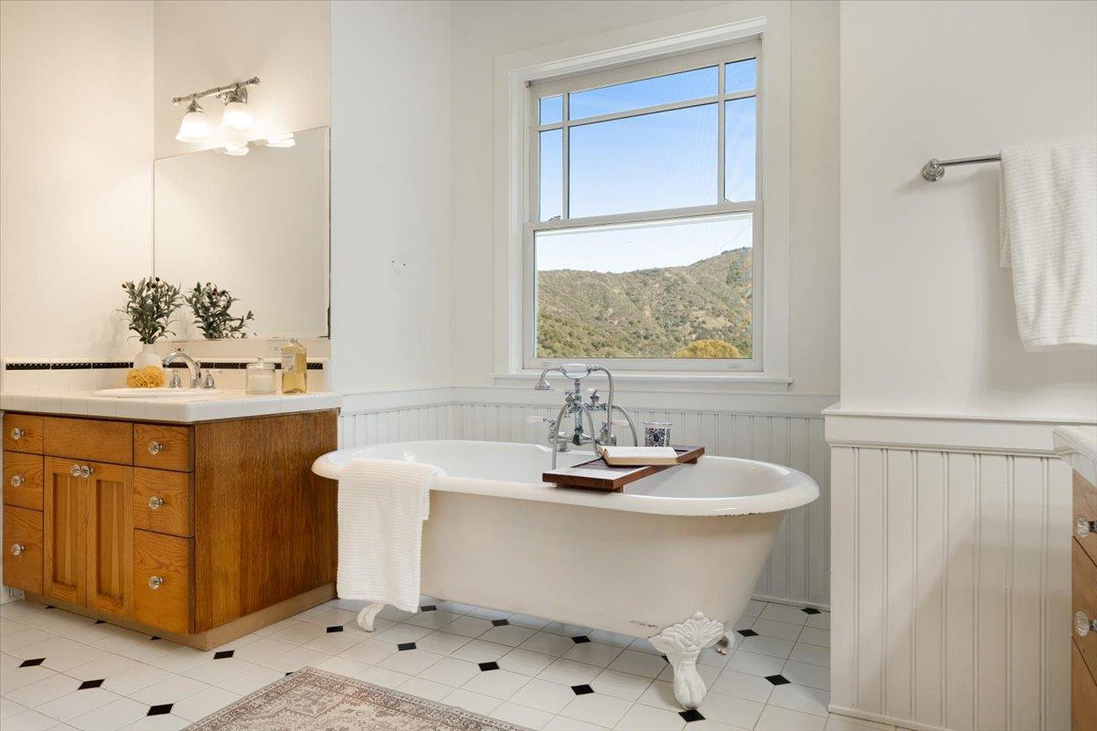 Detail Gallery Image 36 of 58 For 18101 Idylwild Rd, Los Gatos,  CA 95033 - 4 Beds | 2/1 Baths