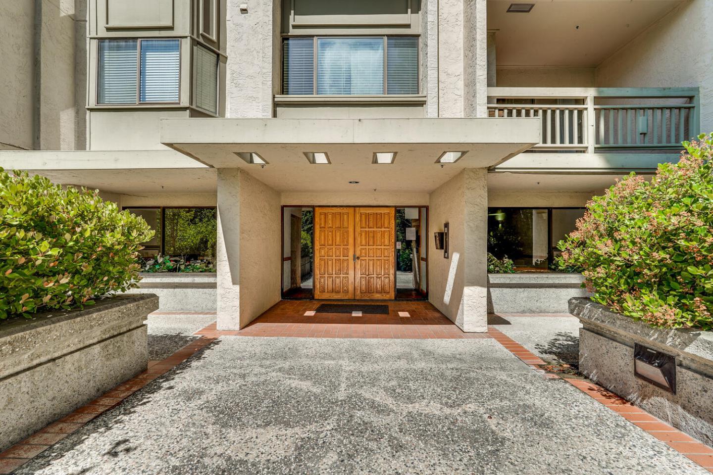 Detail Gallery Image 2 of 43 For 3715 Terstena Place #110,  Santa Clara,  CA 95051 - 2 Beds | 2 Baths