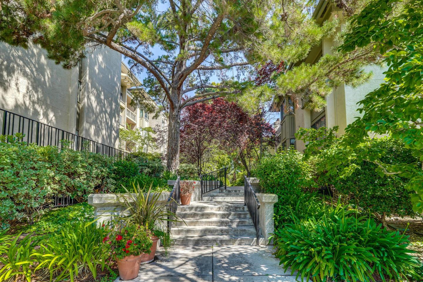 Detail Gallery Image 3 of 43 For 3715 Terstena Place #110,  Santa Clara,  CA 95051 - 2 Beds | 2 Baths