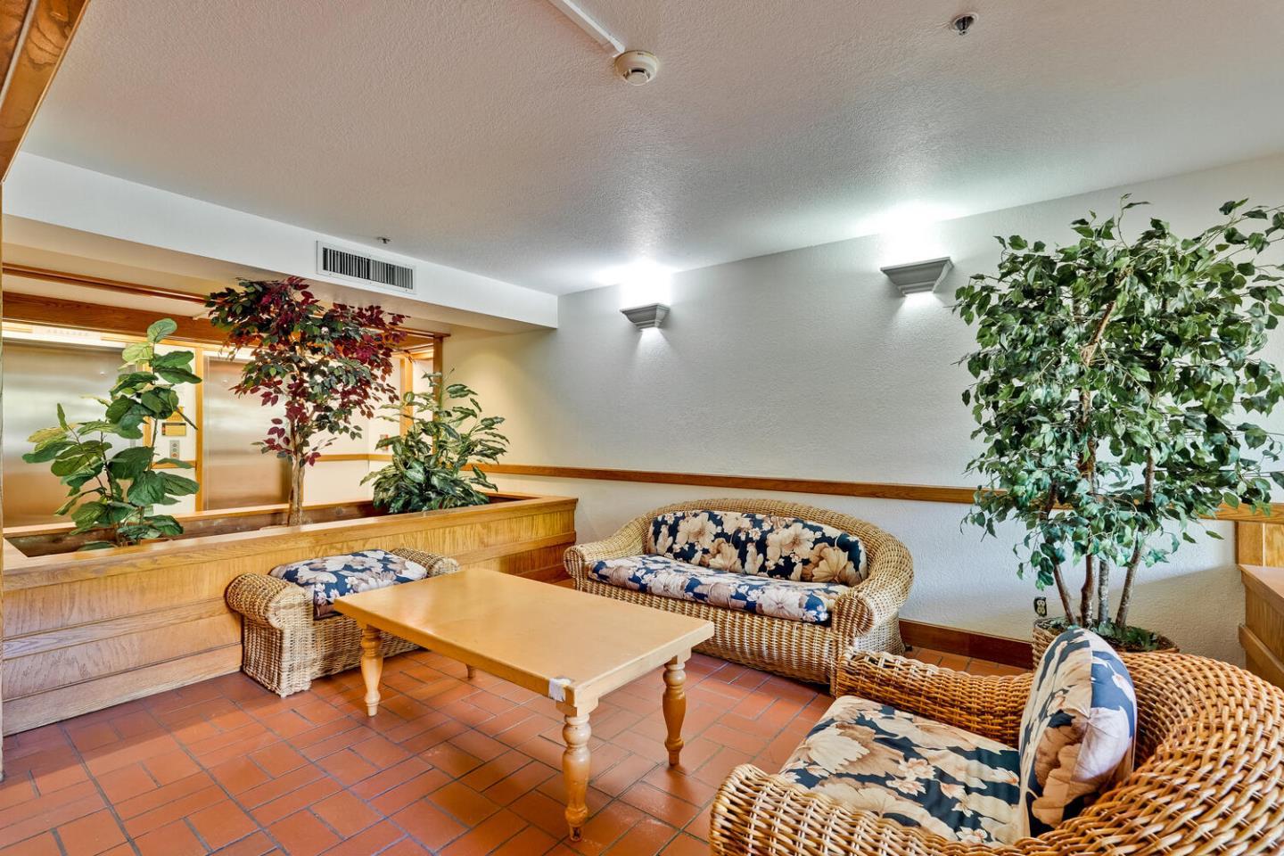 Detail Gallery Image 40 of 43 For 3715 Terstena Place #110,  Santa Clara,  CA 95051 - 2 Beds | 2 Baths