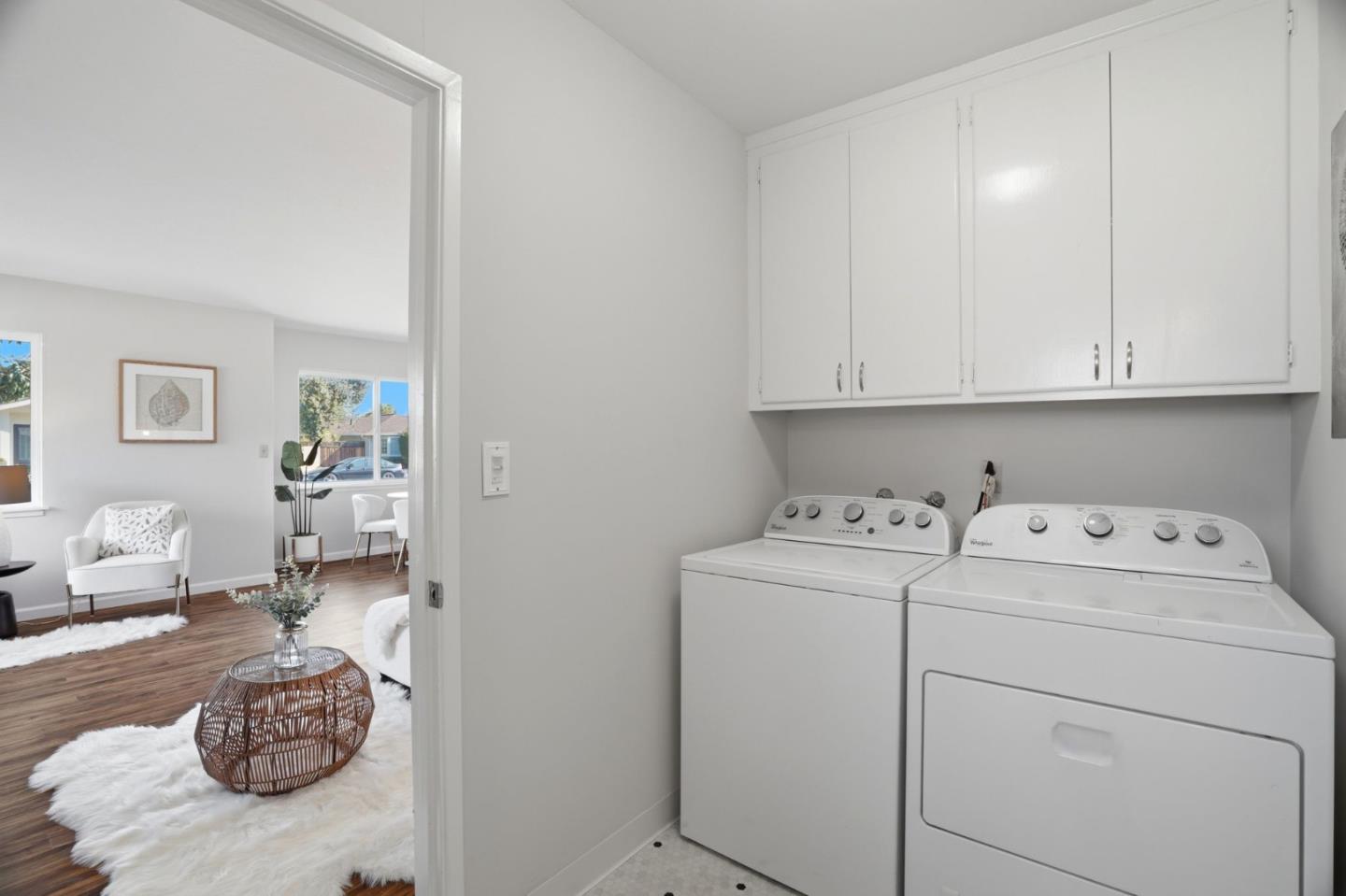 Detail Gallery Image 22 of 44 For 18940 Westview Dr, Saratoga,  CA 95070 - 3 Beds | 2/1 Baths