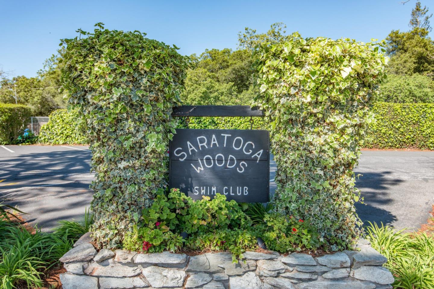 Detail Gallery Image 28 of 44 For 18940 Westview Dr, Saratoga,  CA 95070 - 3 Beds | 2/1 Baths