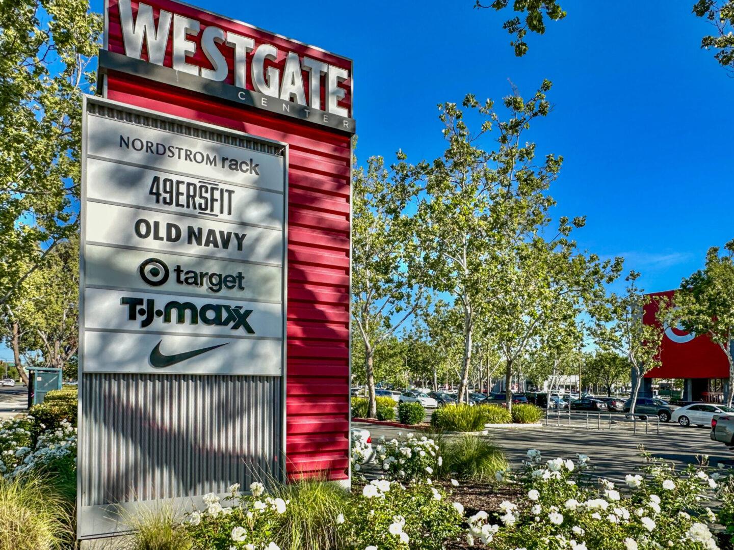 Detail Gallery Image 37 of 44 For 18940 Westview Dr, Saratoga,  CA 95070 - 3 Beds | 2/1 Baths