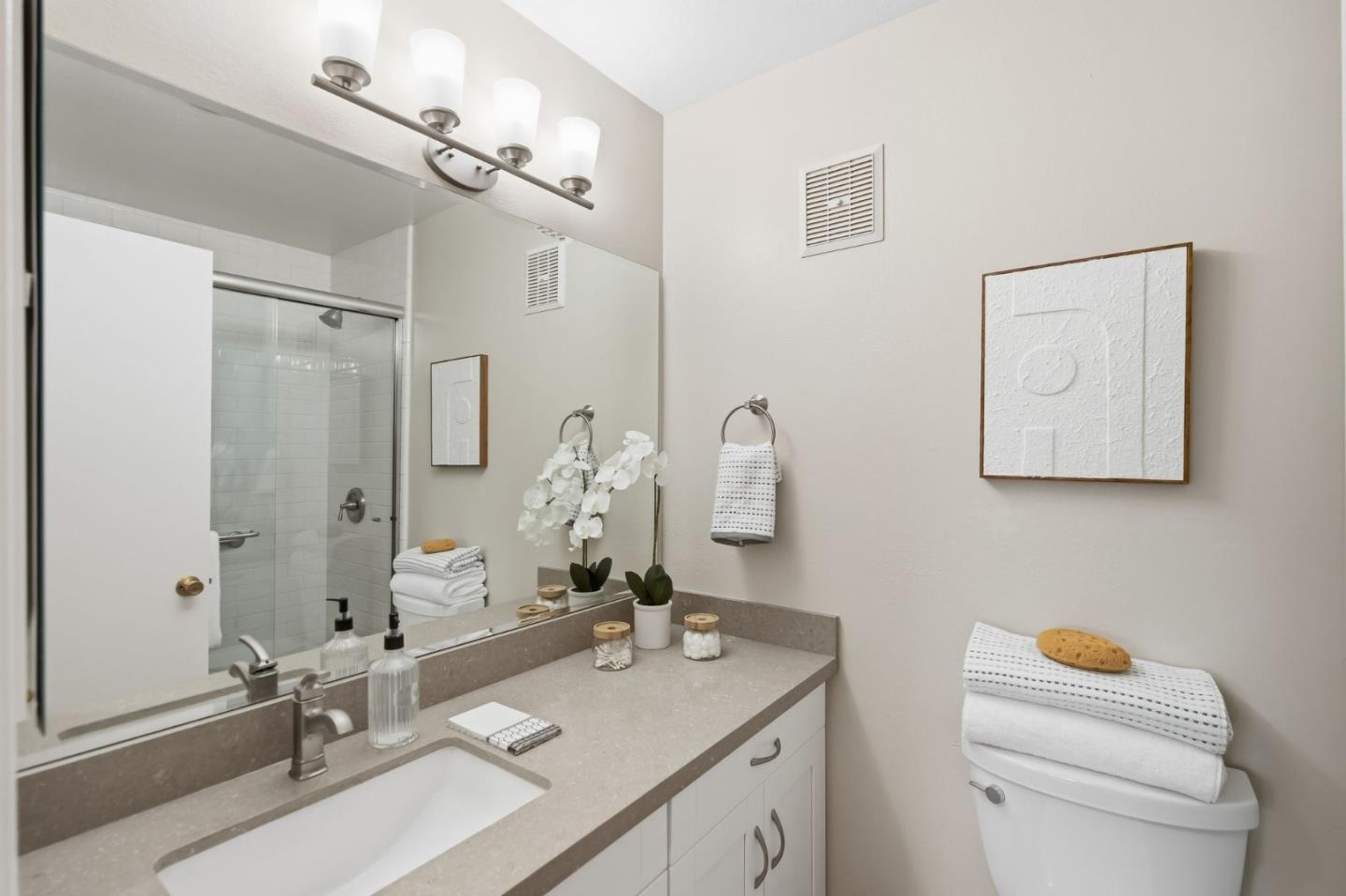 Detail Gallery Image 17 of 31 For 1075 Shell Blvd #7,  Foster City,  CA 94404 - 2 Beds | 2 Baths