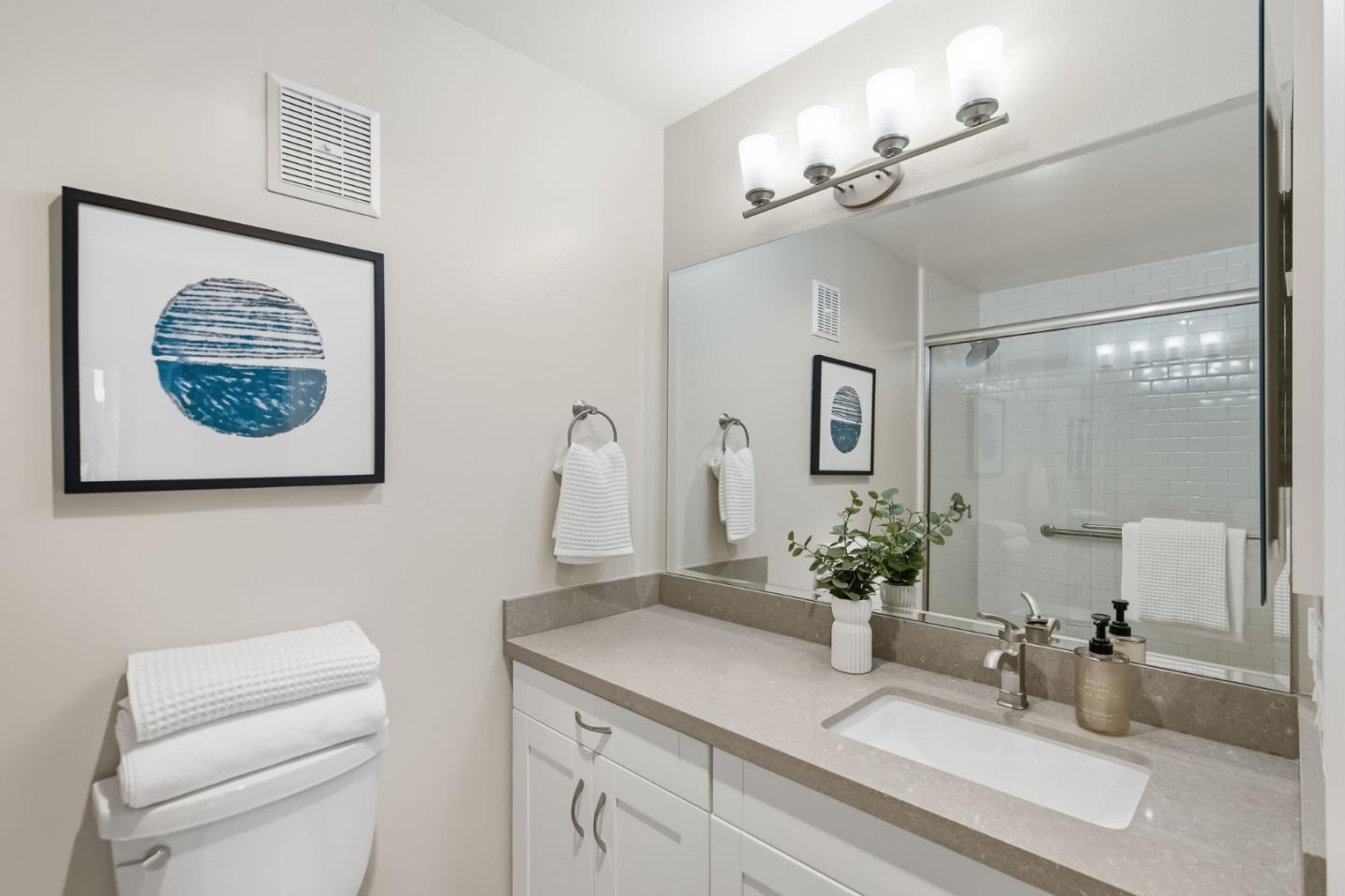 Detail Gallery Image 22 of 31 For 1075 Shell Blvd #7,  Foster City,  CA 94404 - 2 Beds | 2 Baths