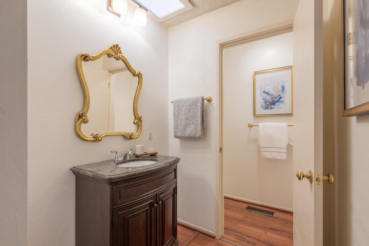 Detail Gallery Image 16 of 24 For 83 High Meadow Ln, Carmel,  CA 93923 - 3 Beds | 3 Baths