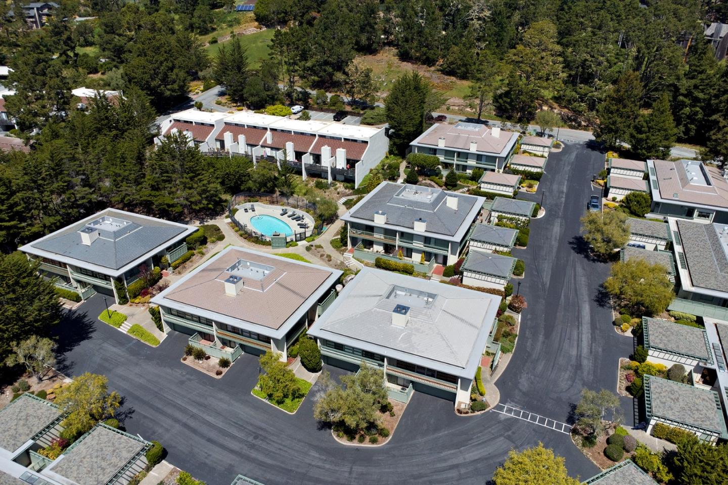 Detail Gallery Image 22 of 24 For 83 High Meadow Ln, Carmel,  CA 93923 - 3 Beds | 3 Baths