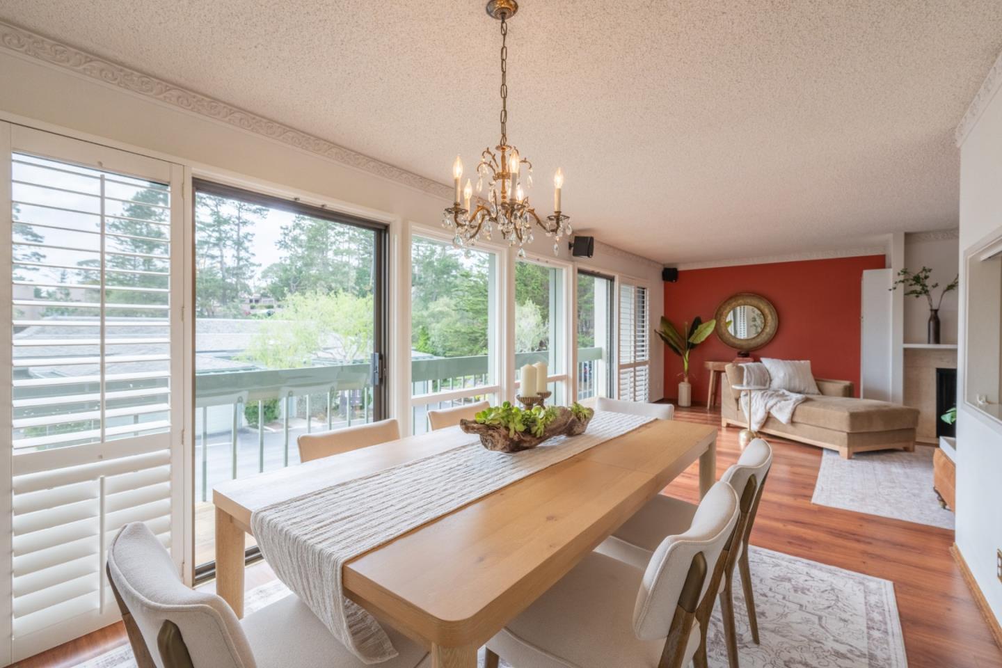 Detail Gallery Image 8 of 24 For 83 High Meadow Ln, Carmel,  CA 93923 - 3 Beds | 3 Baths