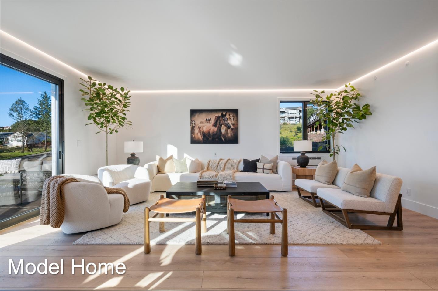 Detail Gallery Image 2 of 12 For 5098 Trenary Way, San Jose,  CA 95118 - 5 Beds | 3/1 Baths