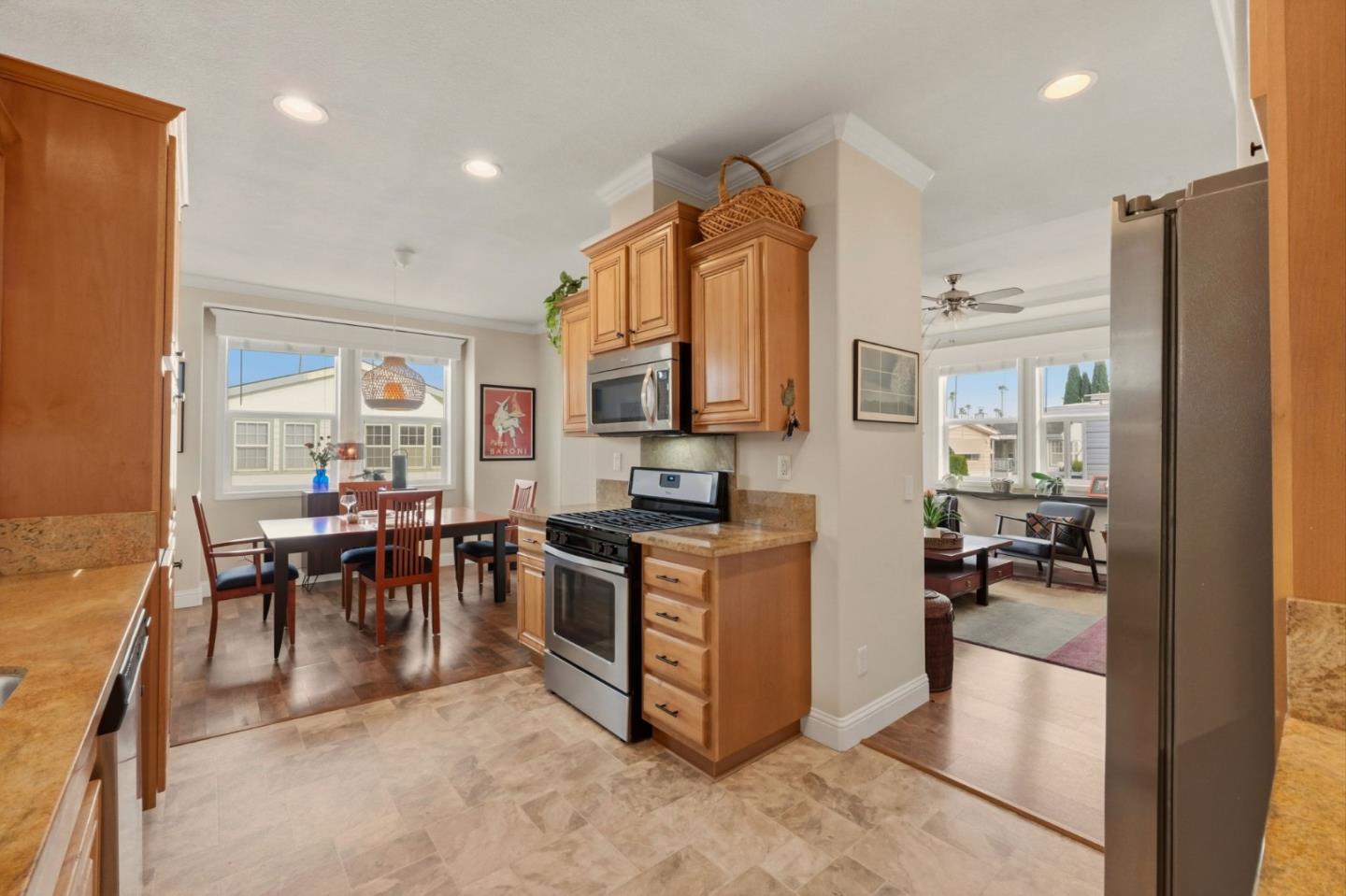 Detail Gallery Image 19 of 55 For 195 Blossom Hill Rd #161,  San Jose,  CA 95123 - 3 Beds | 2 Baths