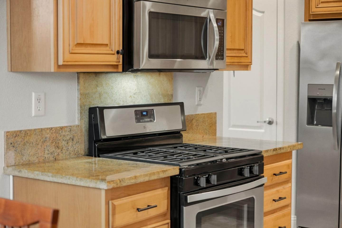 Detail Gallery Image 22 of 55 For 195 Blossom Hill Rd #161,  San Jose,  CA 95123 - 3 Beds | 2 Baths