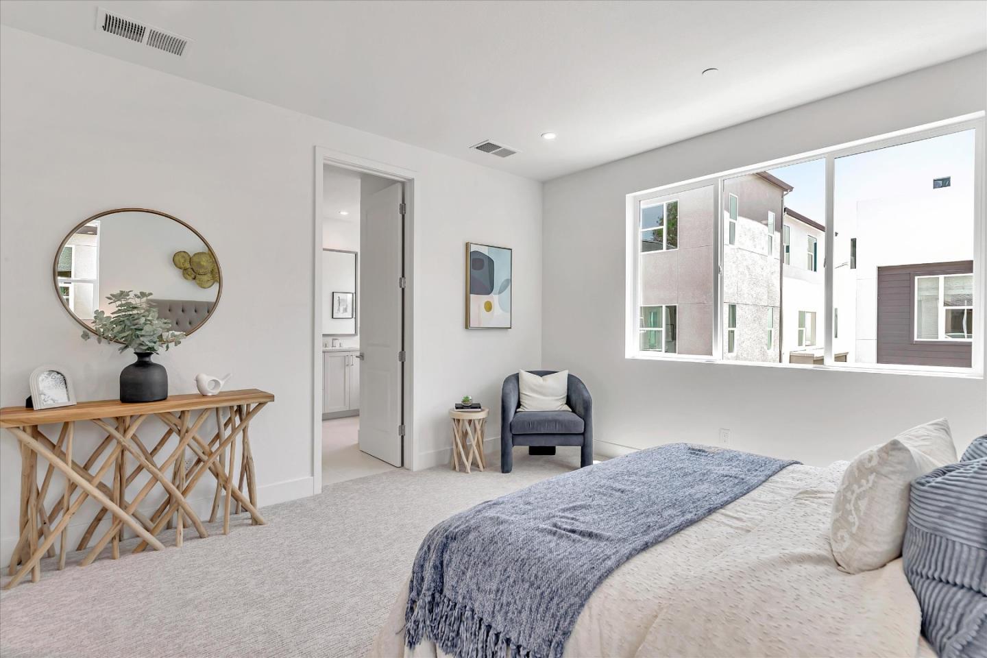 Detail Gallery Image 21 of 36 For 326 Isabelline Ct, San Ramon,  CA 94583 - 4 Beds | 4/1 Baths