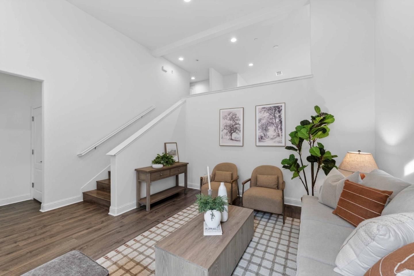 Photo #2: ML82036623 Listing: Photo #2