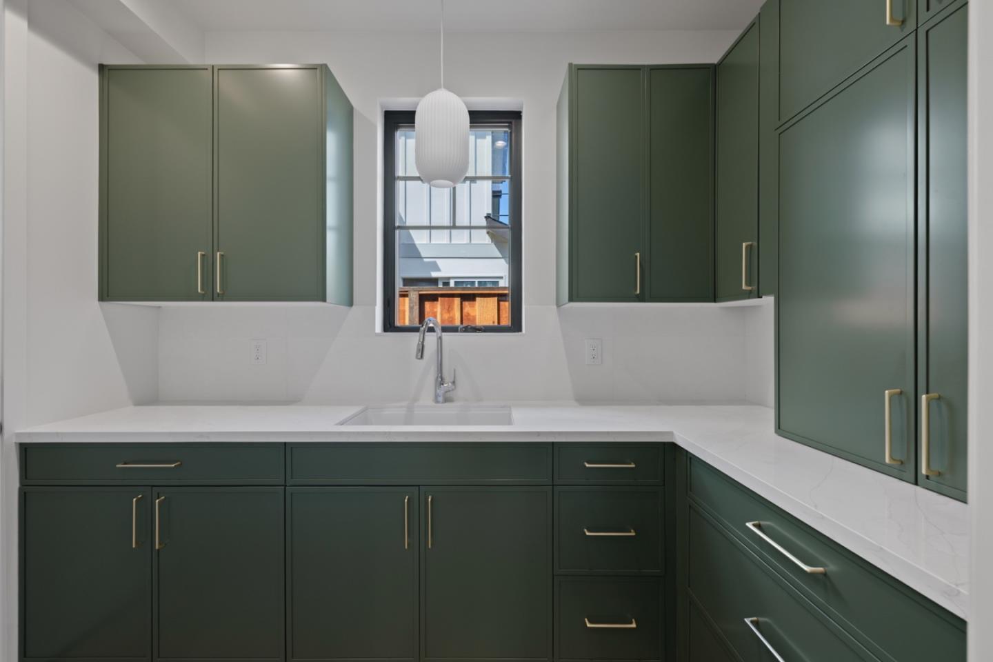 Detail Gallery Image 14 of 30 For 525 Creekside Ct Lot 2,  Half Moon Bay,  CA 94019 - 4 Beds | 3/1 Baths