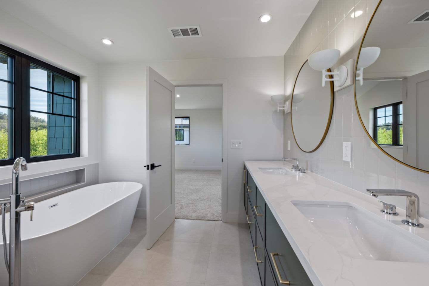 Detail Gallery Image 21 of 30 For 525 Creekside Ct Lot 2,  Half Moon Bay,  CA 94019 - 4 Beds | 3/1 Baths