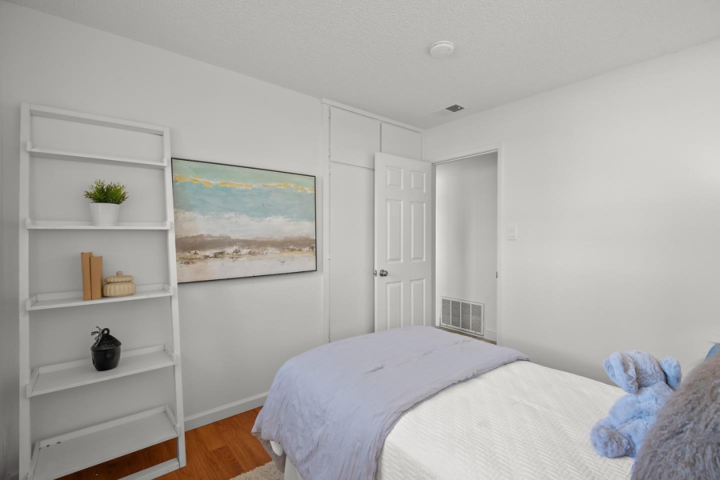 Detail Gallery Image 25 of 31 For 1314 Pellier Ct, San Jose,  CA 95121 - 3 Beds | 2 Baths