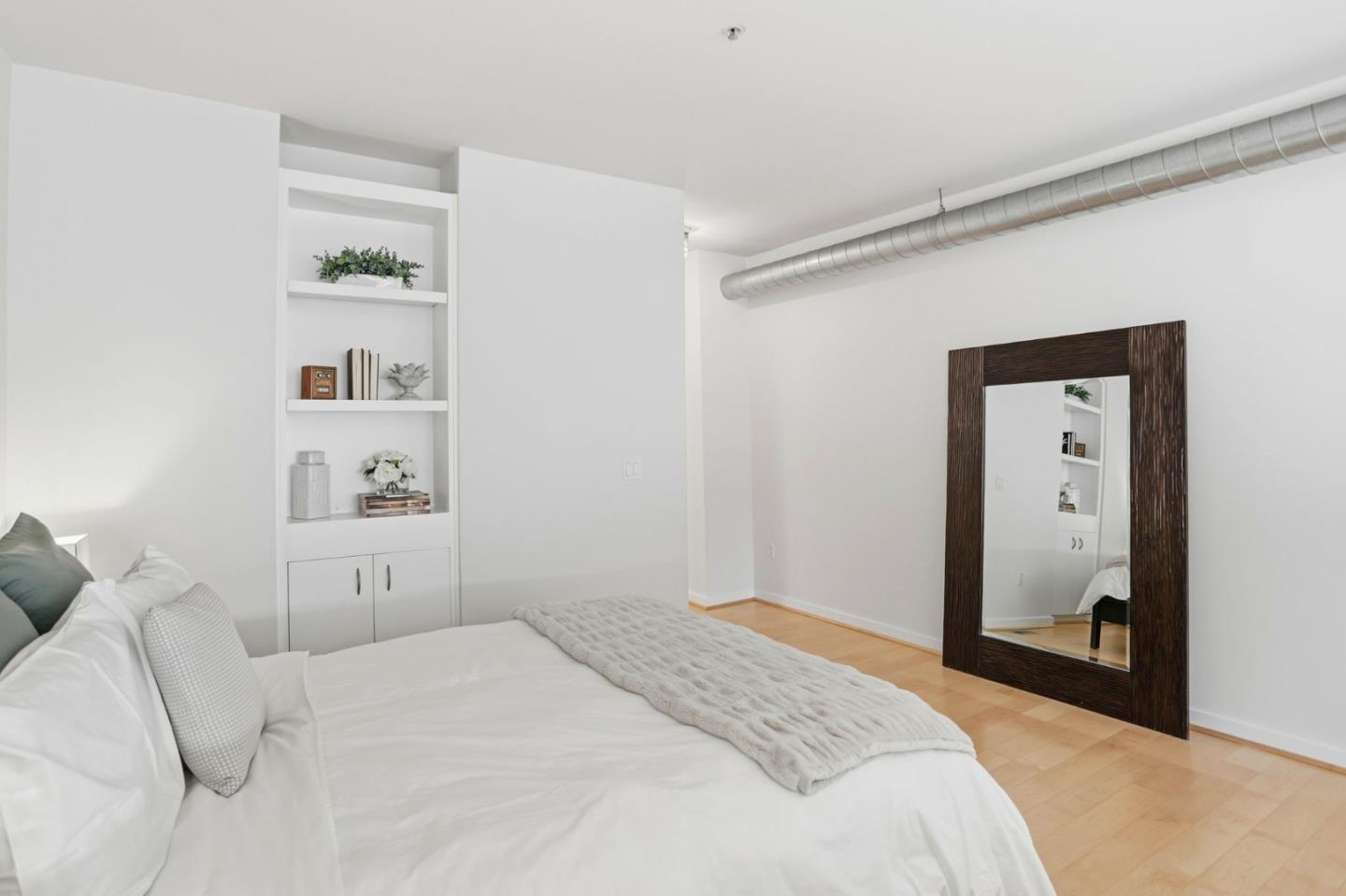 Detail Gallery Image 18 of 32 For 333 Santana Row #308,  San Jose,  CA 95128 - 2 Beds | 1/1 Baths