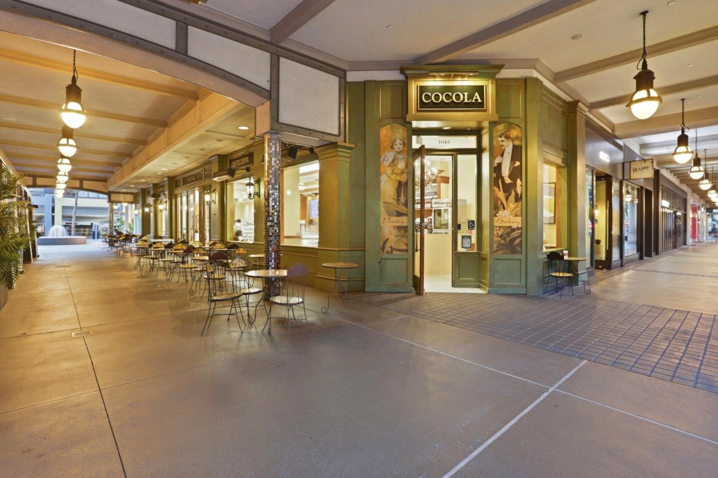 Detail Gallery Image 2 of 32 For 333 Santana Row #308,  San Jose,  CA 95128 - 2 Beds | 1/1 Baths