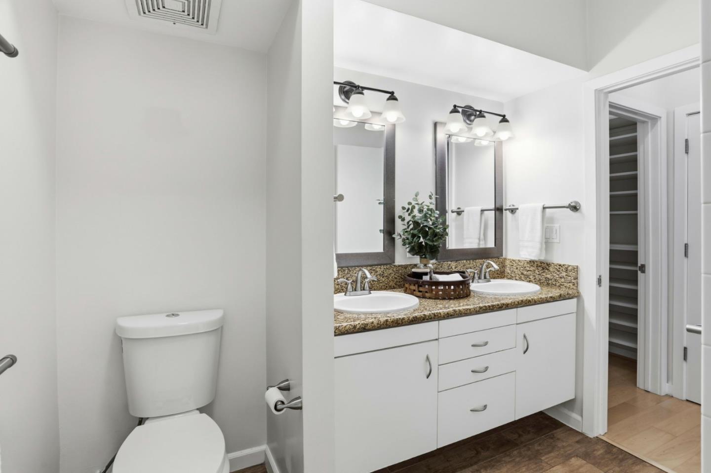 Detail Gallery Image 22 of 32 For 333 Santana Row #308,  San Jose,  CA 95128 - 2 Beds | 1/1 Baths