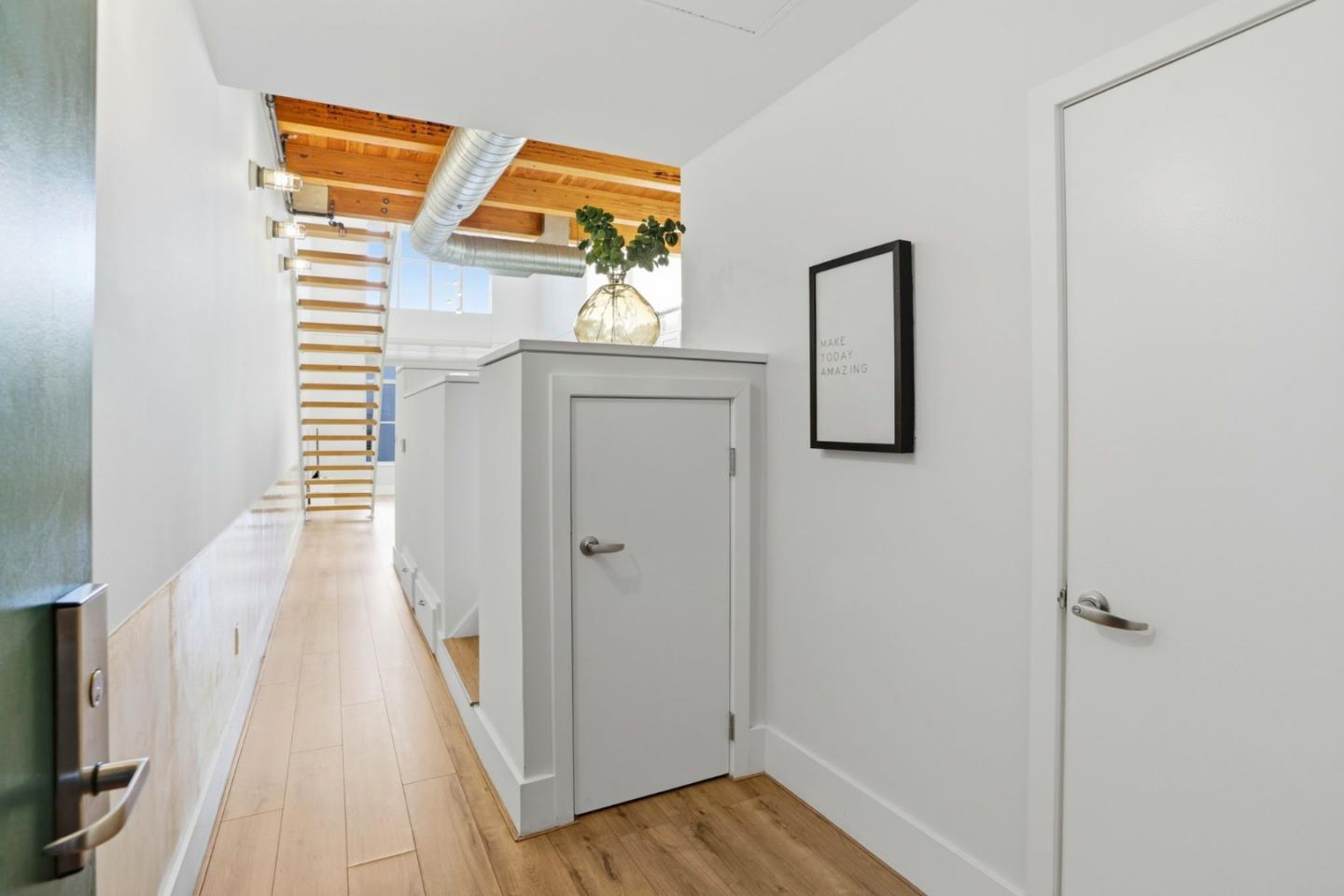 Detail Gallery Image 23 of 32 For 333 Santana Row #308,  San Jose,  CA 95128 - 2 Beds | 1/1 Baths