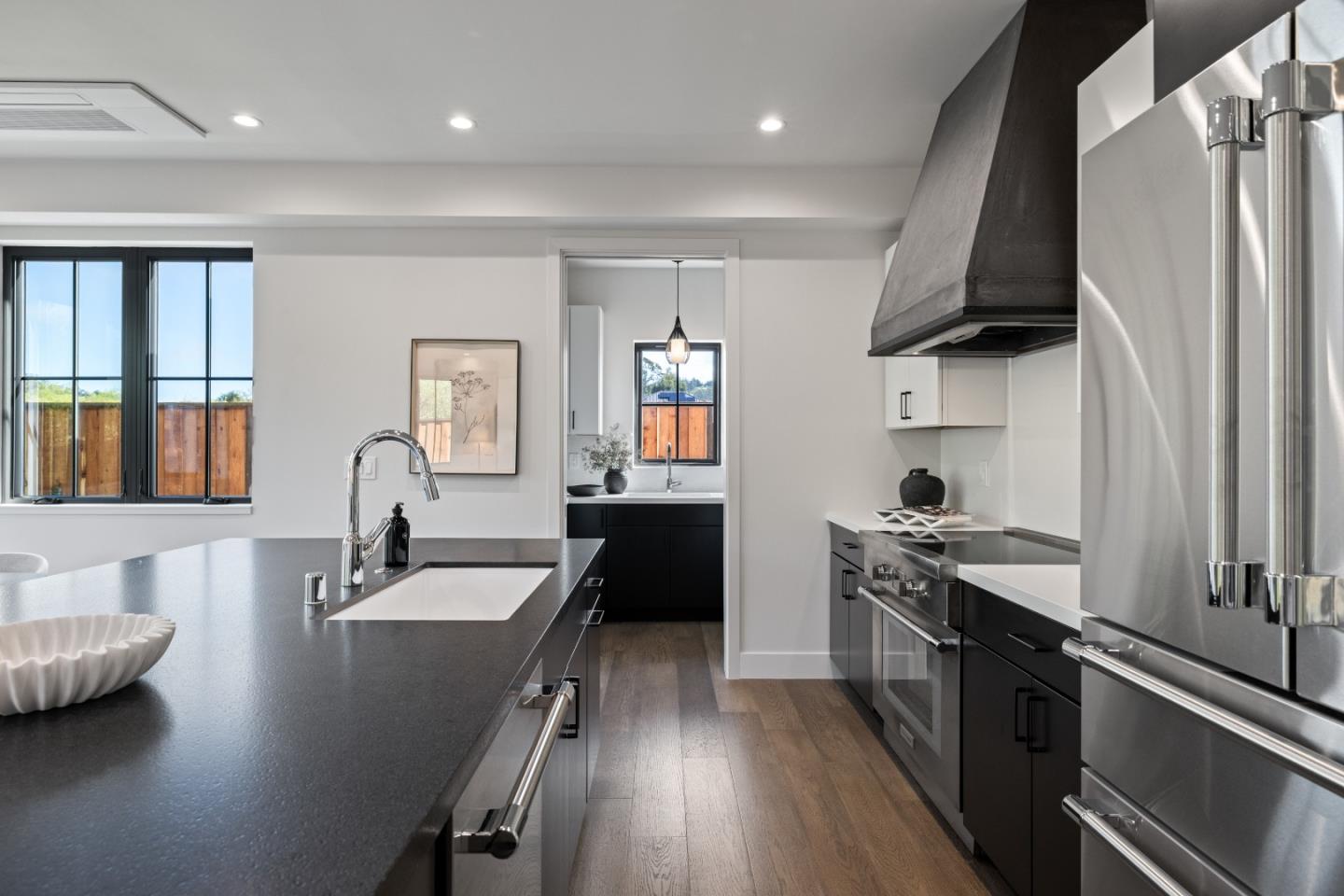 Detail Gallery Image 11 of 43 For 535 Creekside Ct Lot 3,  Half Moon Bay,  CA 94019 - 4 Beds | 3/1 Baths