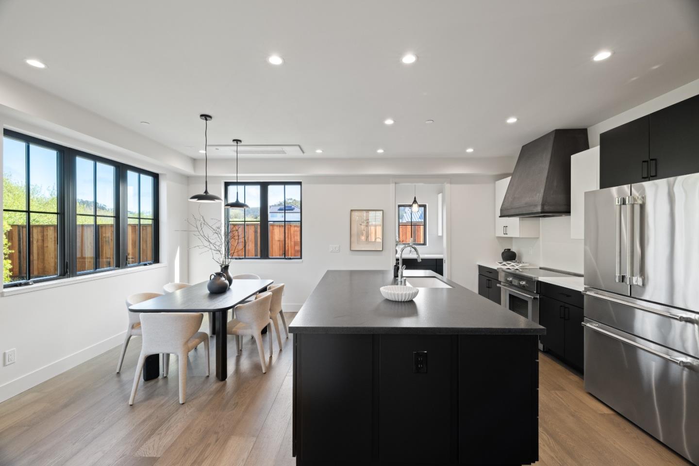 Detail Gallery Image 12 of 43 For 535 Creekside Ct Lot 3,  Half Moon Bay,  CA 94019 - 4 Beds | 3/1 Baths