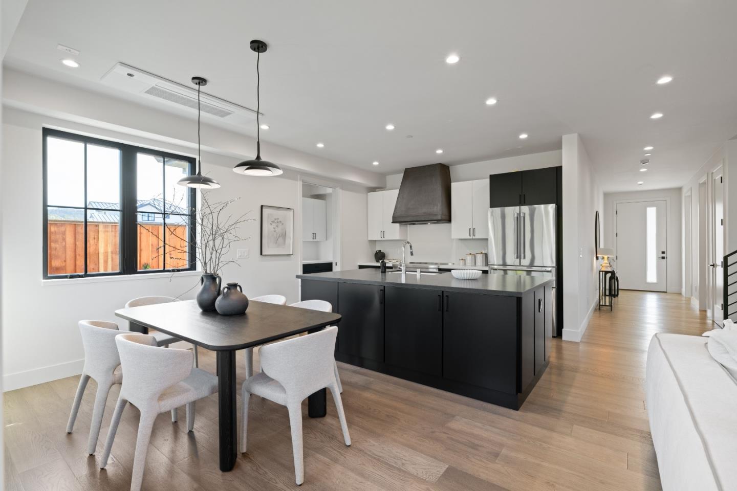 Detail Gallery Image 13 of 43 For 535 Creekside Ct Lot 3,  Half Moon Bay,  CA 94019 - 4 Beds | 3/1 Baths