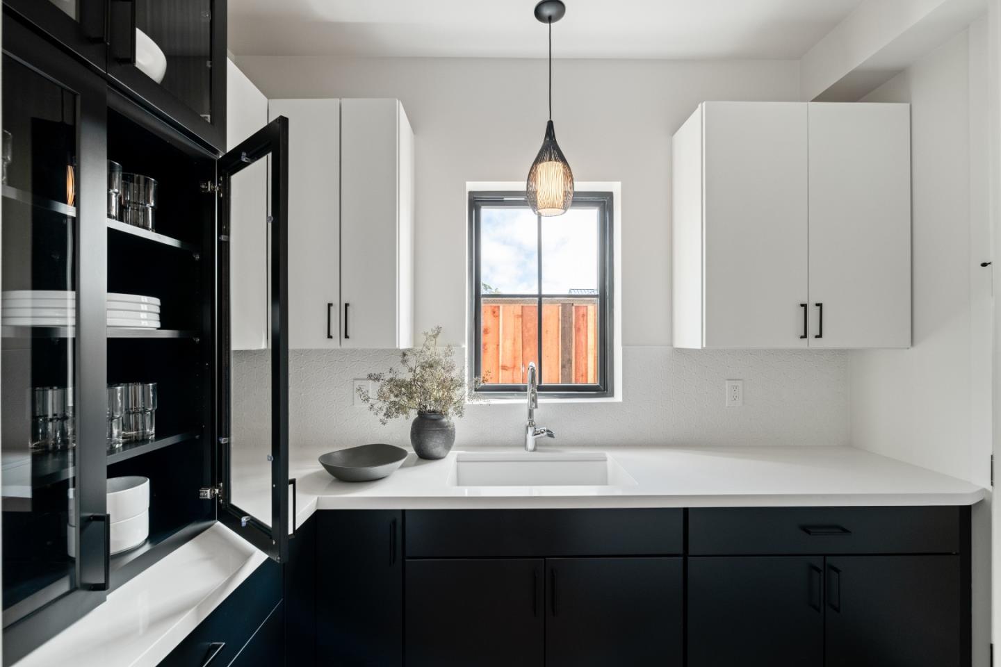 Detail Gallery Image 16 of 43 For 535 Creekside Ct Lot 3,  Half Moon Bay,  CA 94019 - 4 Beds | 3/1 Baths