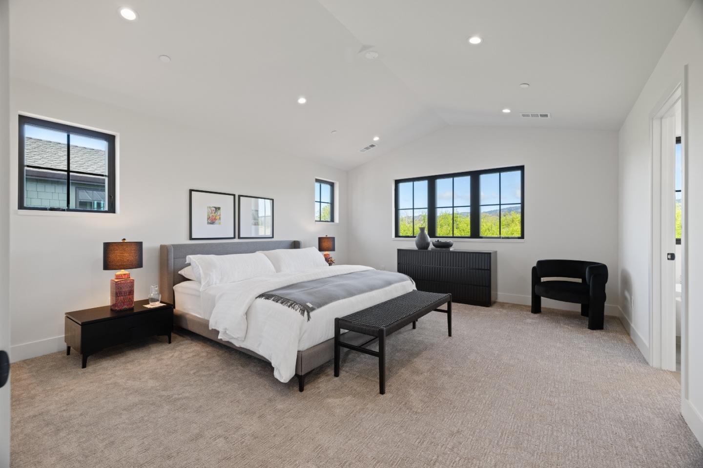 Detail Gallery Image 29 of 43 For 535 Creekside Ct Lot 3,  Half Moon Bay,  CA 94019 - 4 Beds | 3/1 Baths